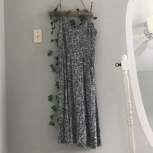 Black and white flowy dress